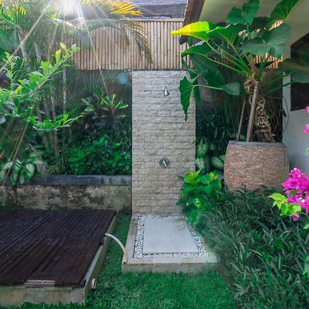 Villa Aveli Seminyak By Best Deals Asia Hospitality Kültér fotó