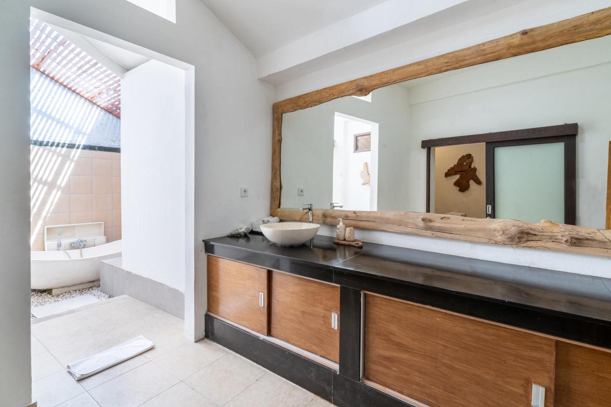 Villa Aveli Seminyak By Best Deals Asia Hospitality Kültér fotó